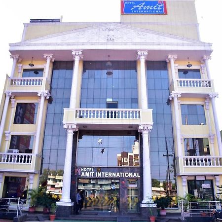 Hotel Amit International Bhilai Exteriör bild