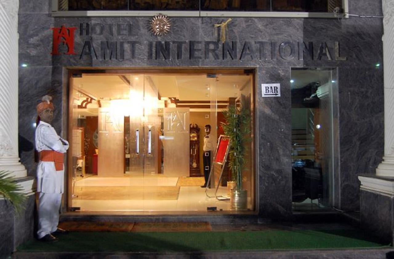 Hotel Amit International Bhilai Exteriör bild